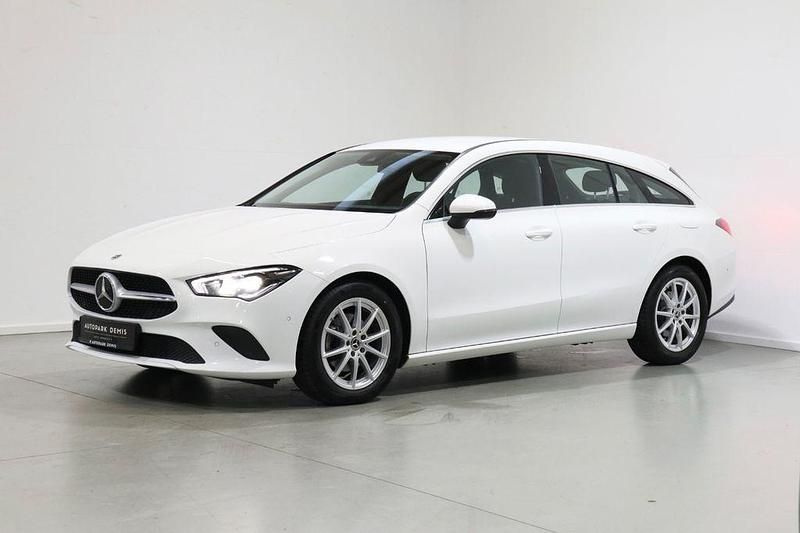 Gebraucht Mercedes CLA200 Shooting Brake 150 PS (110 kW) 2020 Weiß Kombi