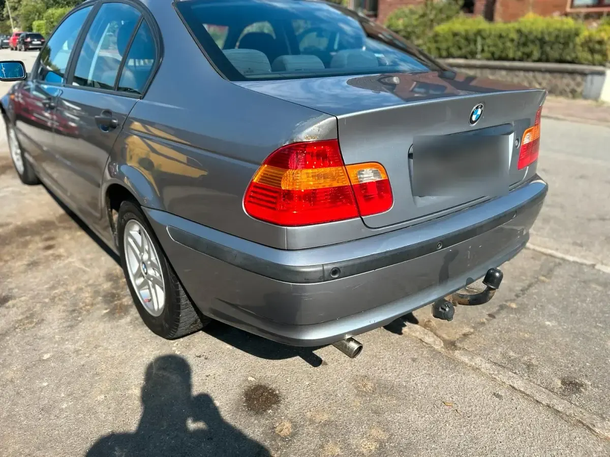Gebraucht BMW 316 116 PS (85 kW) 2004 Grau Limousine