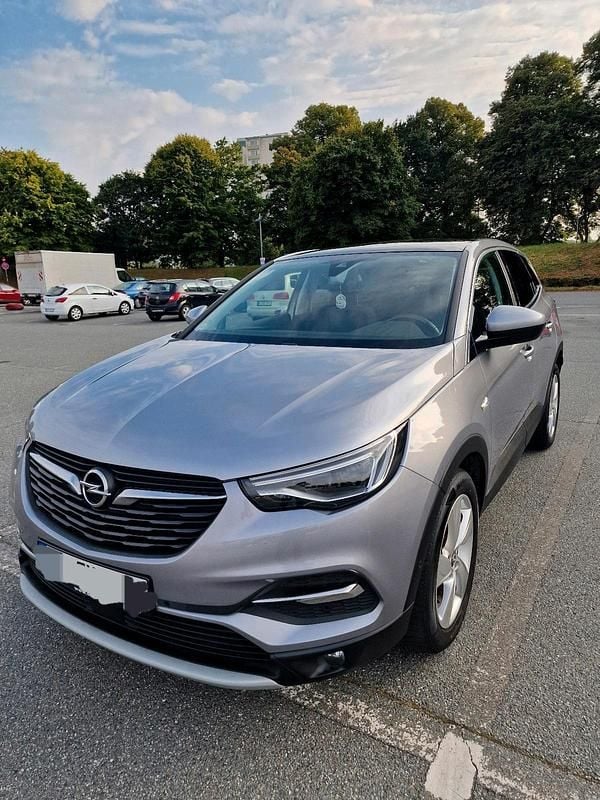 Silber Gebraucht 2018 Opel Grandland X SUV | 13.500 € (Guter Preis) - Bild 1/4