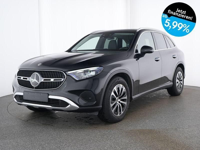 Schwarz Gebraucht 2024 Mercedes GLC220 Avantgarde SUV | 55.890 € (Guter Preis) - Bild 1/4