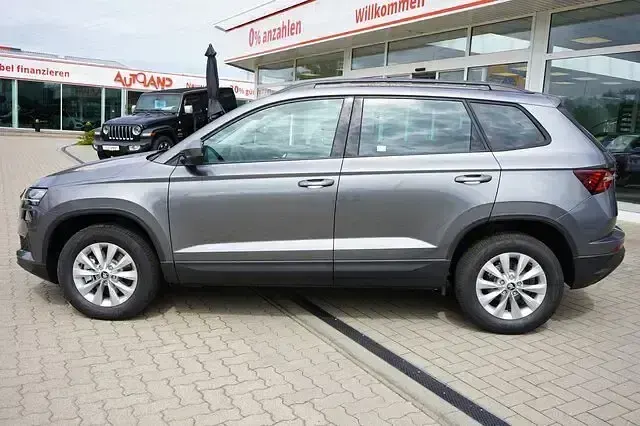 Neu Skoda Karoq 150 PS (110 kW) 2026 Andere SUV