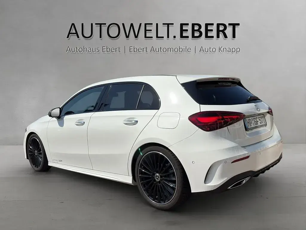 Gebraucht Mercedes A200 AMG 150 PS (110 kW) 2025 Weiß Limousine