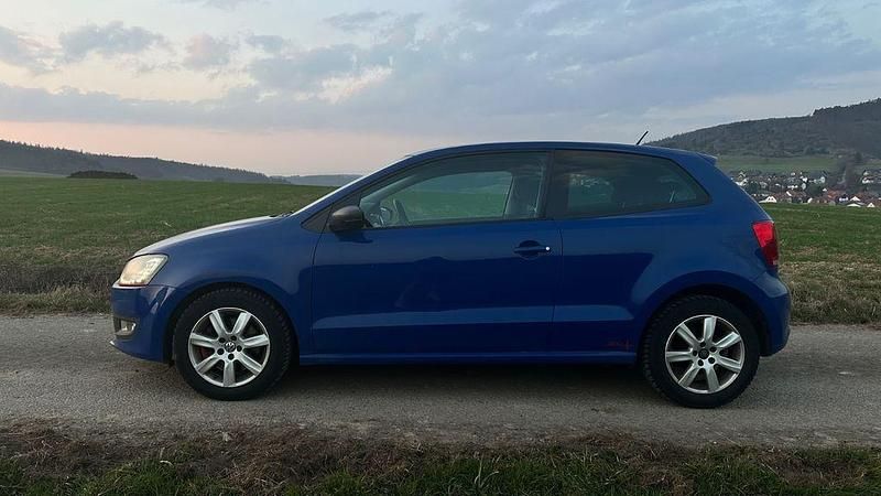Gebraucht VW Polo Highline 105 PS (77 kW) 2011 Blau Kleinwagen