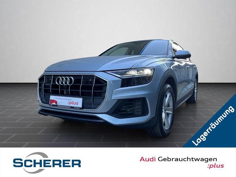Satellitsilber metallic Gebraucht 2023 Audi Q8 Ambiente SUV | 53.490 € (Superpreis) - Bild 1/4