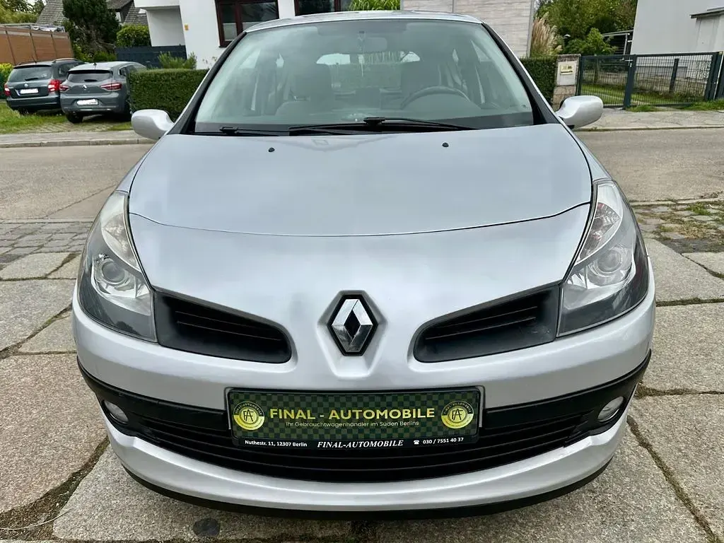 Occasion Renault Clio III Privilege 111 ch (81 kW) 2007 Gris Citadine