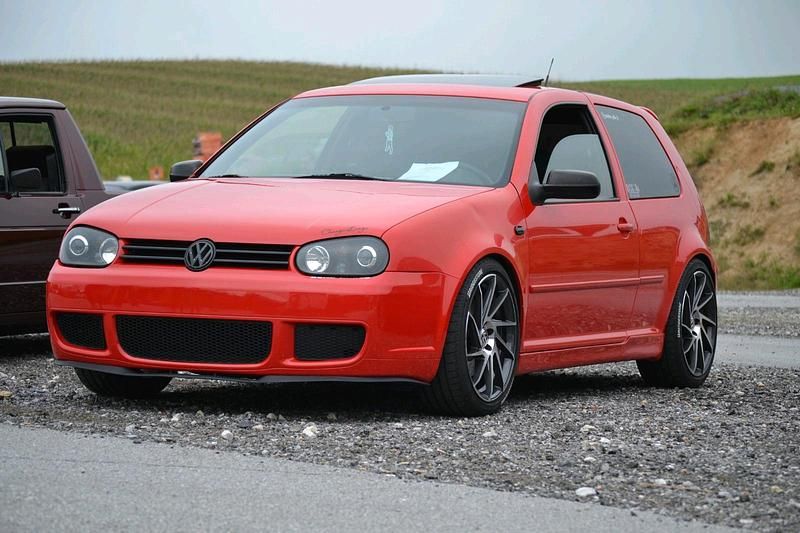 Gebraucht VW Golf 150 PS (110 kW) 1998 Rot Coupé