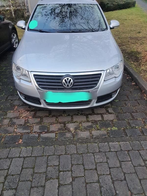 Gebraucht VW Passat 140 PS (102 kW) 2008 Grau Kombi