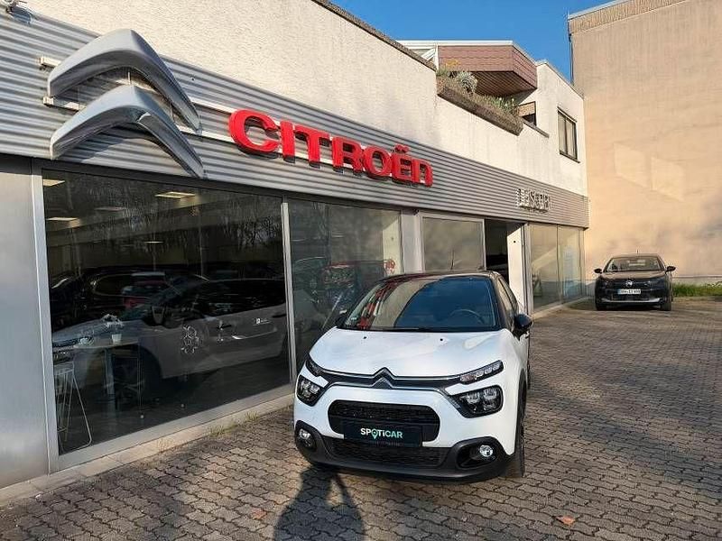 Gebraucht Citroën C3 Shine 102 PS (75 kW) 2023 Weiß Kleinwagen
