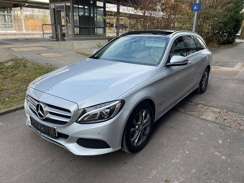 Silber Gebraucht 2015 Mercedes C220 Avantgarde Kombi | 11.999 € (Superpreis) - Bild 1/4