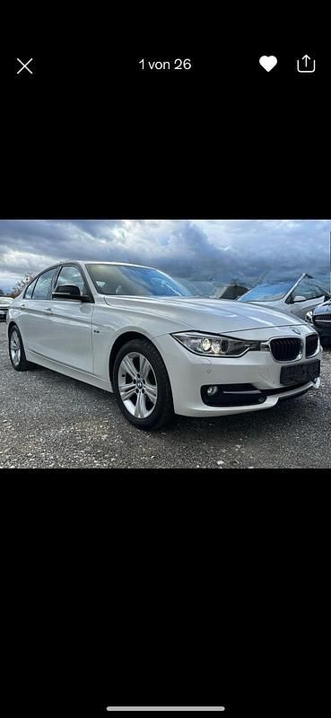Weiß Gebraucht 2013 BMW 316 Sport Line Limousine | 10.200 € (Fairer Preis) - Bild 1/4