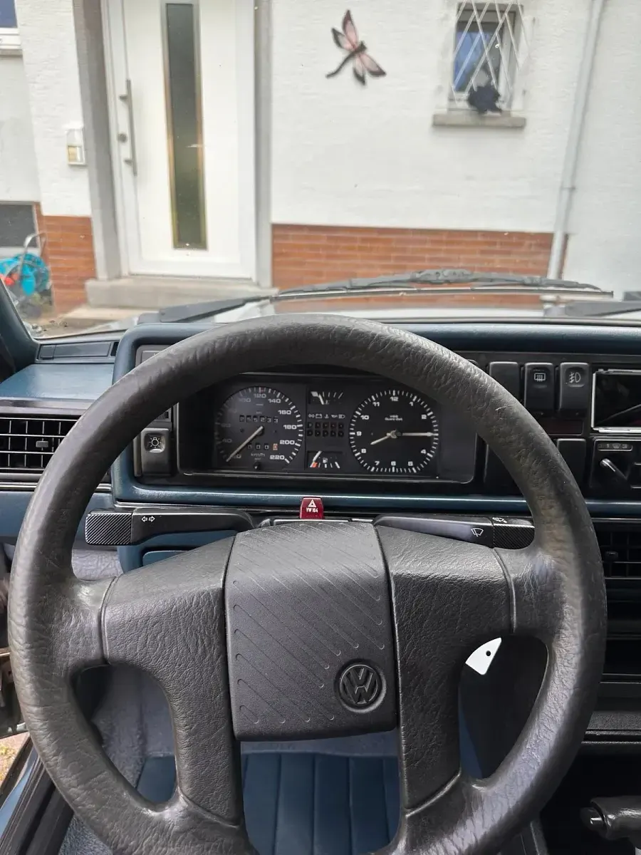 Gebraucht VW Jetta 90 PS (66 kW) 1990 Blau Limousine
