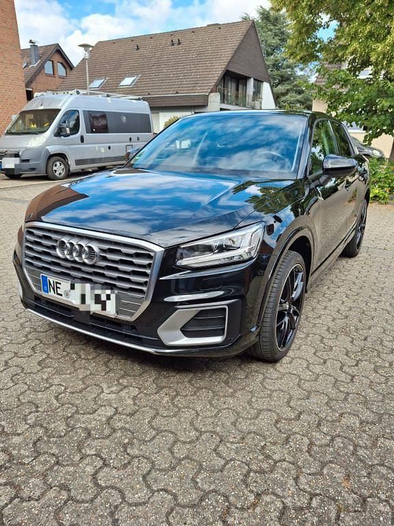 Schwarz Gebraucht 2018 Audi Q2 SUV | 22.950 € (Etwas zu teuer) - Bild 1/4