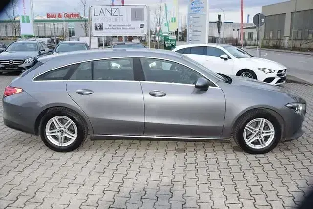 Gebraucht Mercedes CLA180 116 PS (85 kW) 2020 Mountaingrau  met. Coupé