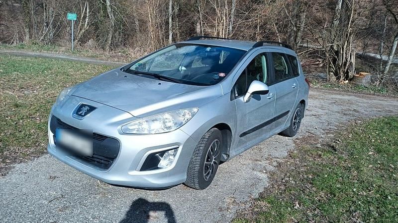 Gebraucht Peugeot 308 SW 111 PS (81 kW) 2012 Silber Kombi