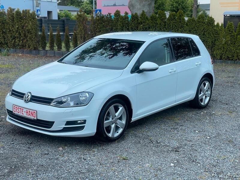 Weiß Gebraucht 2014 VW Golf VII S Limousine | 9.999 € (Fairer Preis) - Bild 1/4