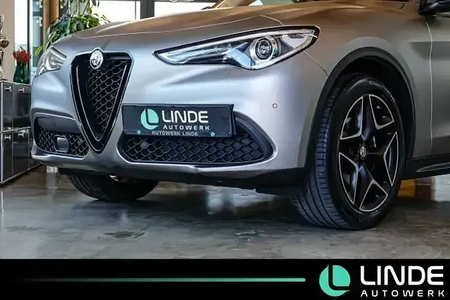 Second-hand Alfa Romeo Stelvio Super 209 CP (153 kW) 2021 Gri SUV