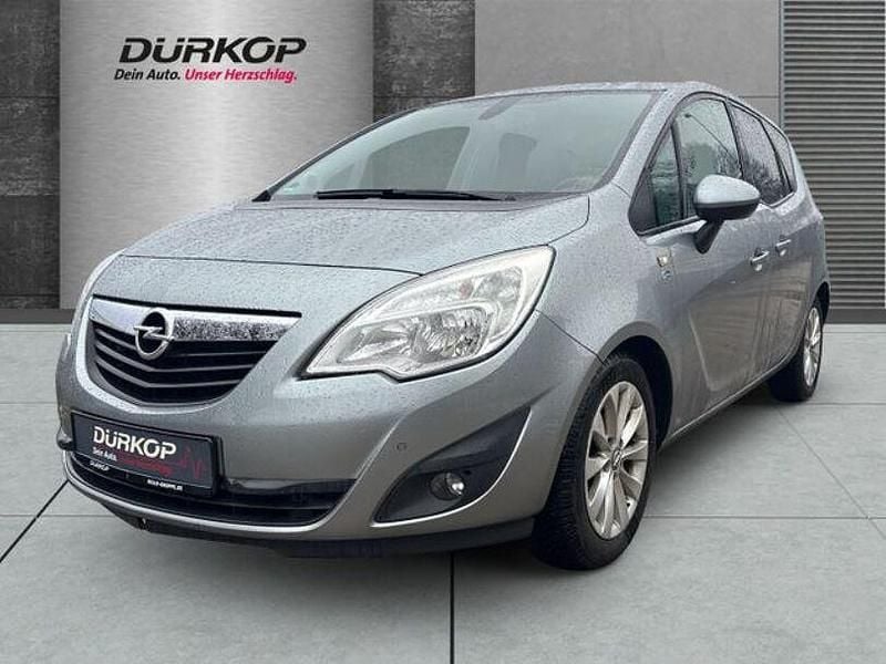 Gebraucht Opel Meriva 120 PS (88 kW) 2013 Silber Van / Kleinbus