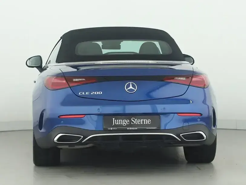 Gebraucht Mercedes CLE200 Advanced Plus 204 PS (150 kW) 2024 Metalliclack spektralblau Cabrio