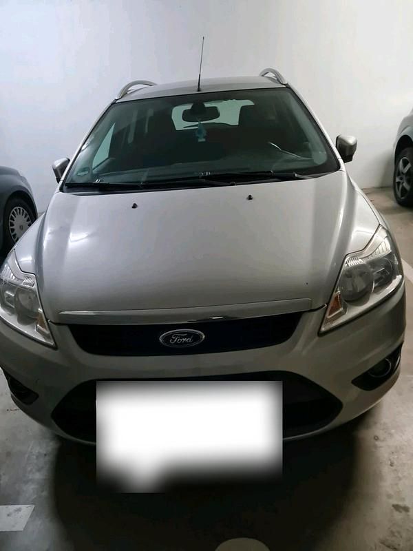 Gebraucht VW Golf V 100 PS (73 kW) 2009 Silber Kombi