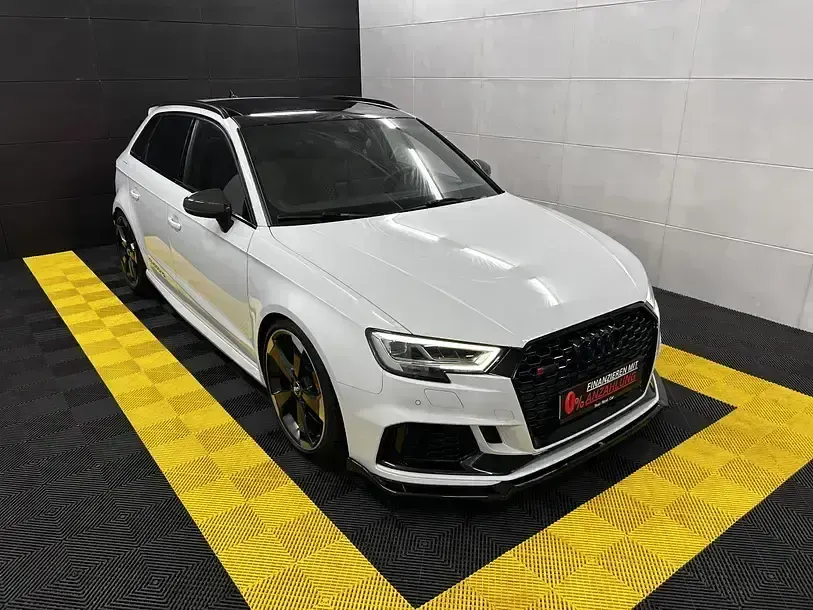 Usado Audi RS3 Advanced 400 HP (294 kW) 2020 Branco Sedan