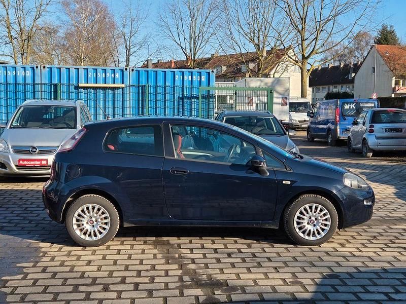 Gebraucht Fiat Punto Evo 69 PS (50 kW) 2012 Blau Kleinwagen