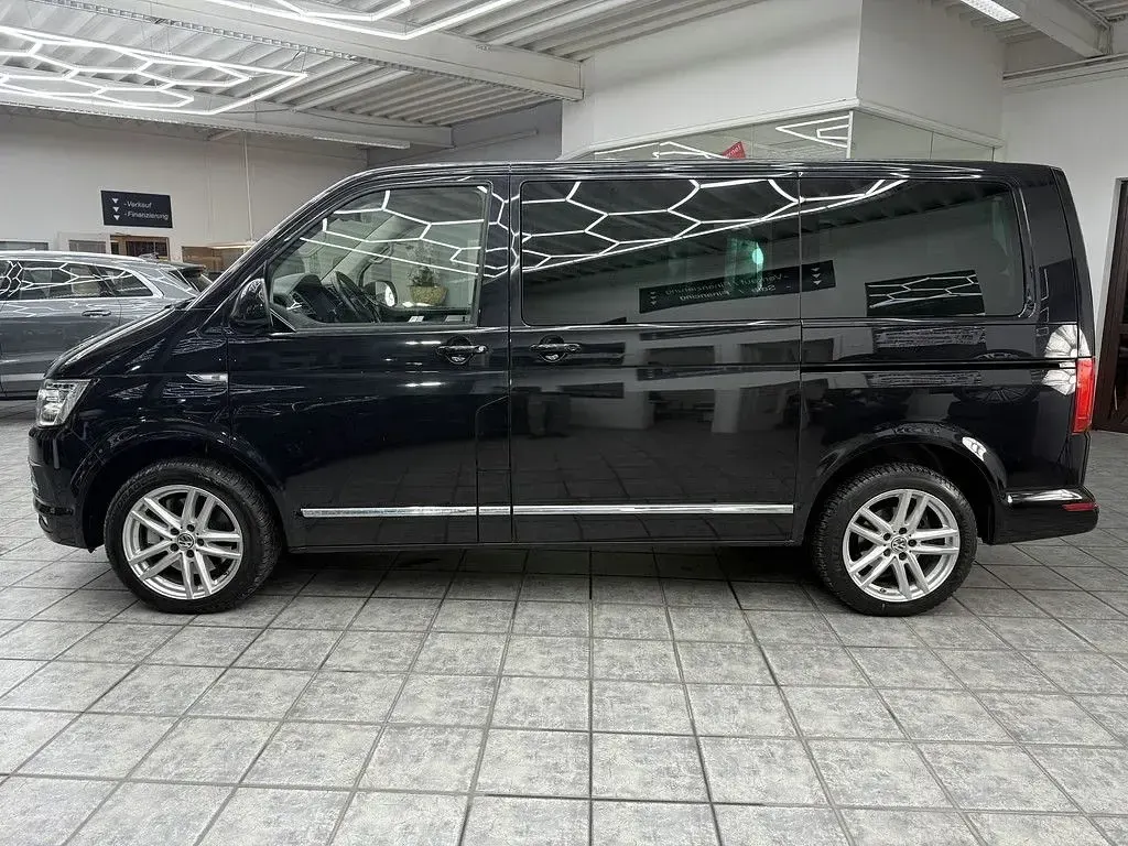 Occasion VW Multivan Highline 204 ch (150 kW) 2017 Andere Monospace