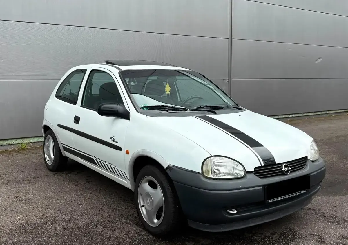 Gebraucht Opel Corsa 60 PS (44 kW) 1997 Weiß Kleinwagen