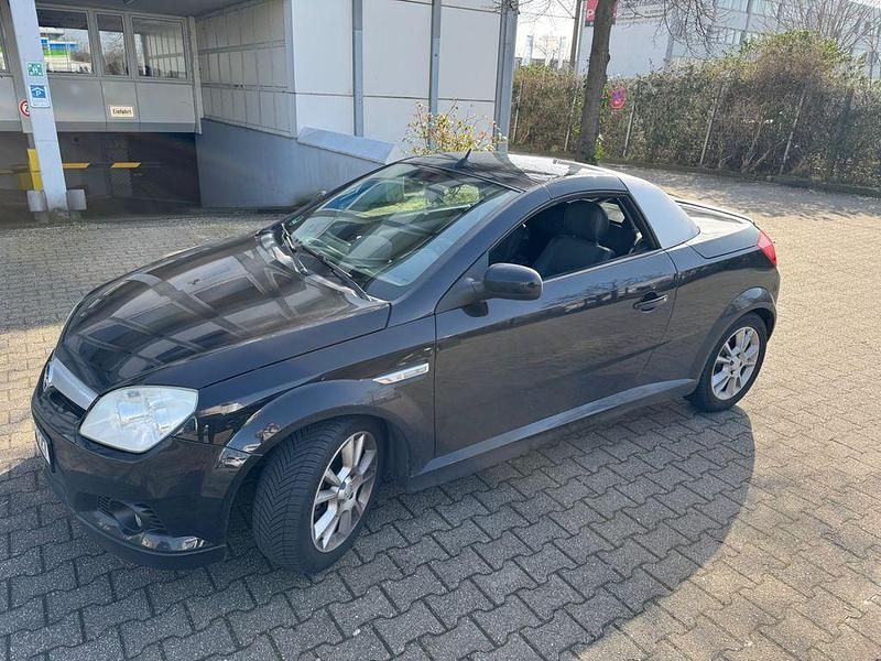 Gebraucht Opel Tigra 125 PS (91 kW) 2006 Schwarz Cabrio