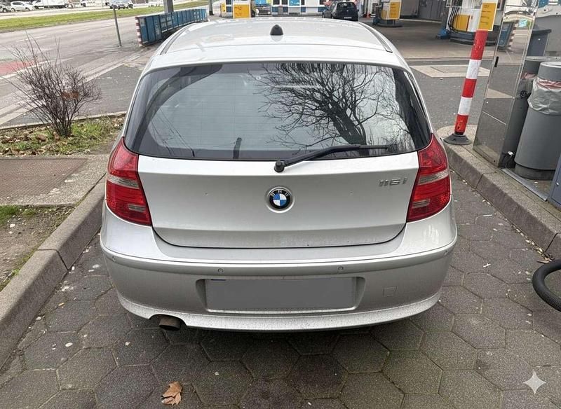 Gebraucht BMW 116 122 PS (89 kW) 2007 Silber Kleinwagen
