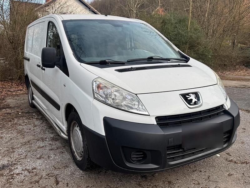 Gebraucht Peugeot Expert 120 PS (88 kW) 2010 Weiß Van