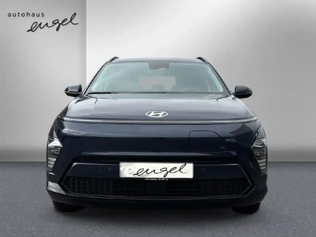 Gebraucht Hyundai Kona Trend 99 kW (135 PS) 2025 Sailing blue / mic SUV