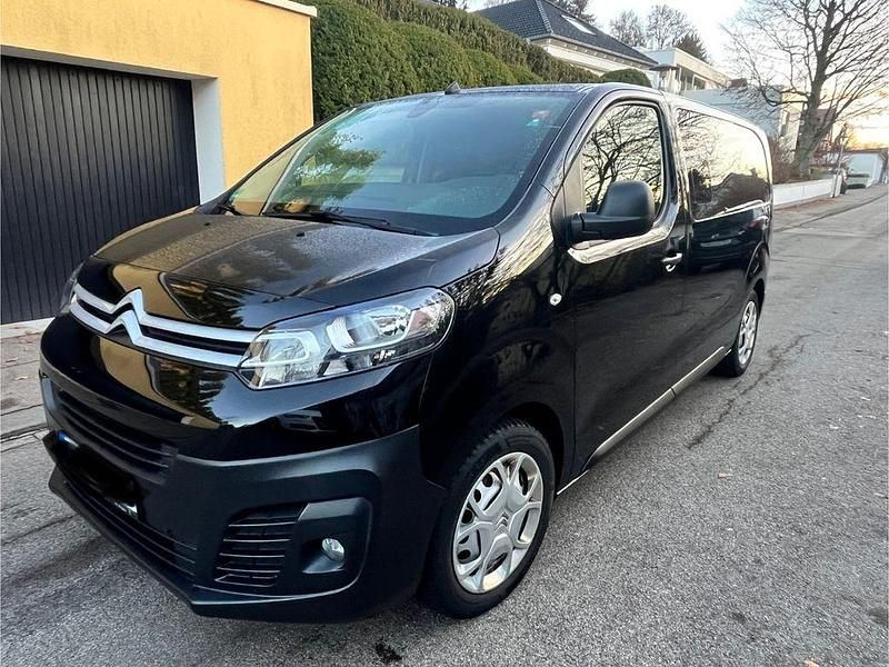 Second-hand Citroën Jumpy 120 CP (88 kW) 2023 Negru Monovolum