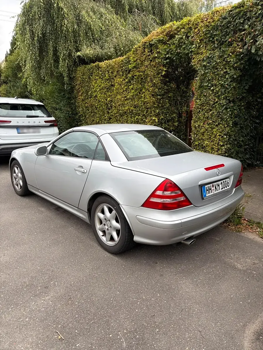 Gebraucht Mercedes SLK200 163 PS (119 kW) 2002 Silber Cabrio