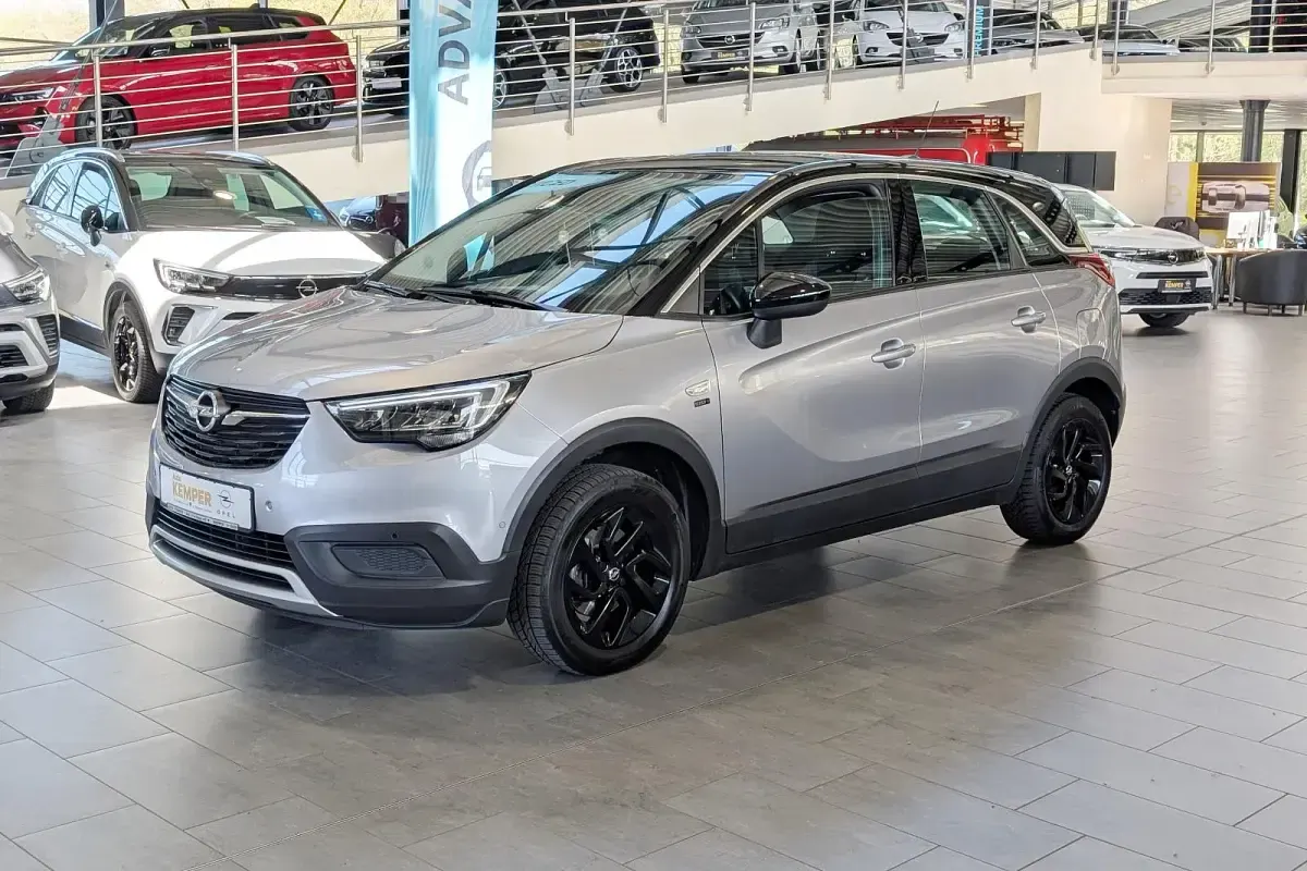 Gebraucht Opel Crossland 131 PS (96 kW) 2021 Grau metallic SUV