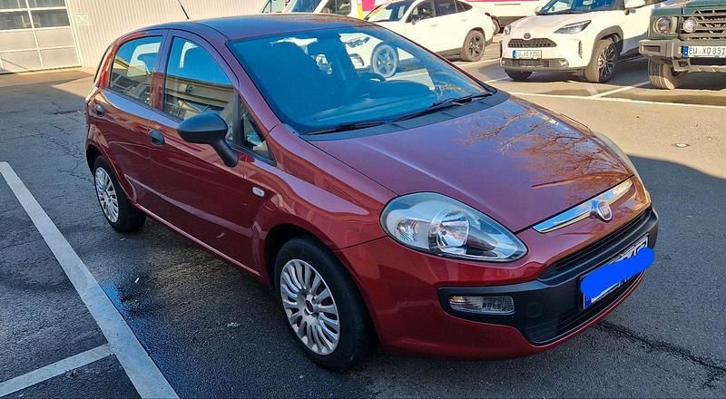 Gebraucht Fiat Grande Punto 78 PS (57 kW) 2011 Rot Kleinwagen