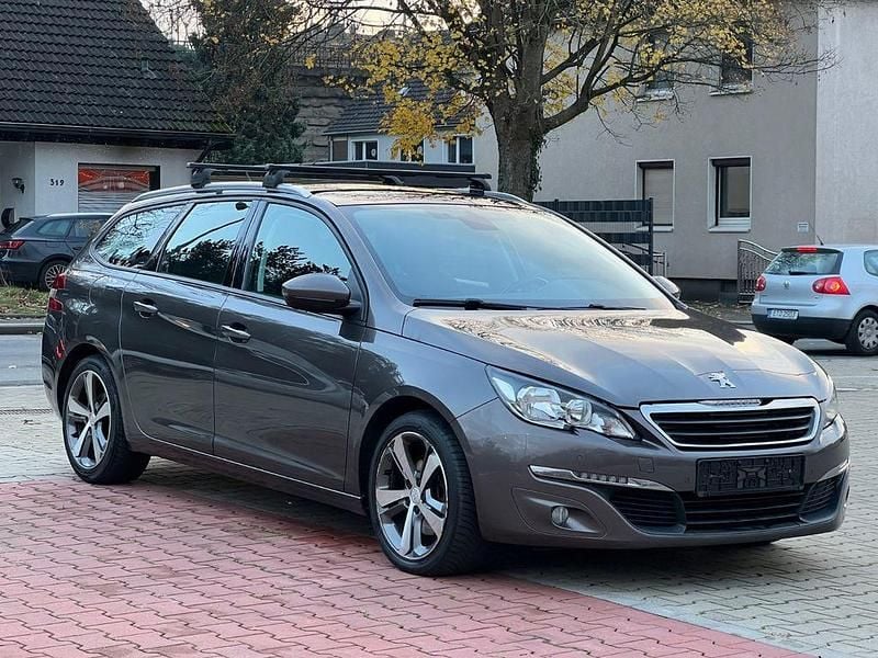 Gebraucht Peugeot 308 SW Business-Line 150 PS (110 kW) 2016 Braun Kombi
