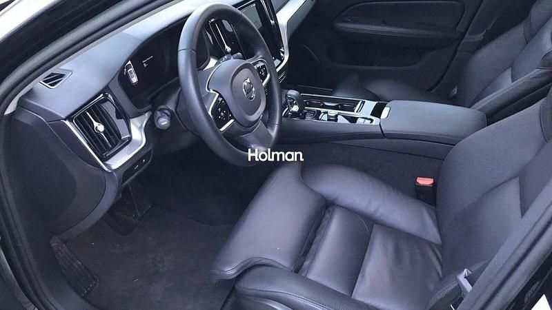 Gebraucht Volvo V60 Plus 349 PS (256 kW) 2022 Schwarz Kombi