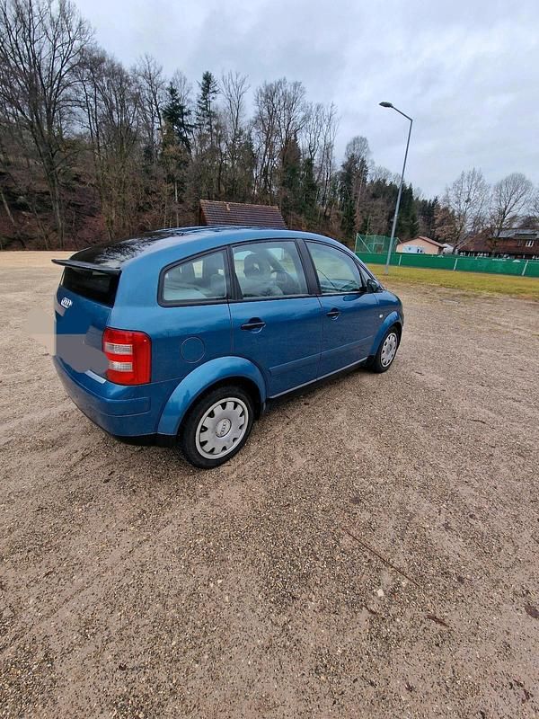 Gebraucht Audi A2 70 PS (51 kW) 2002 Blau Kleinwagen