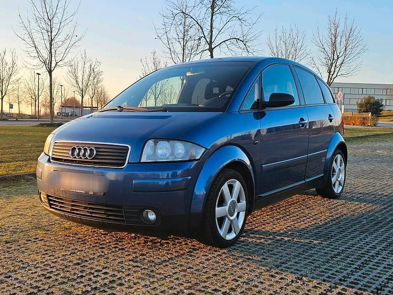 Gebraucht Audi A2 90 PS (66 kW) 2004 Blau Kleinwagen