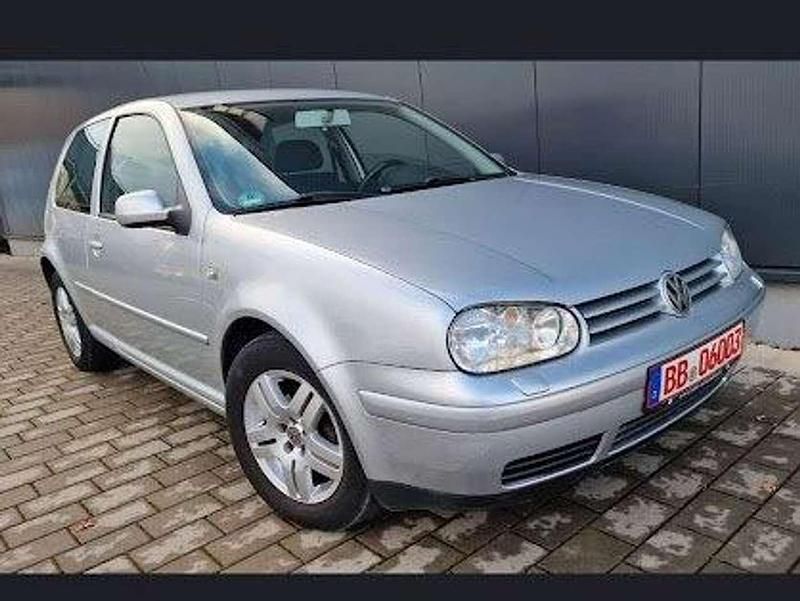 Grau Gebraucht 2000 VW Golf IV Limousine | 2.500 € (Fairer Preis) - Bild 1/4