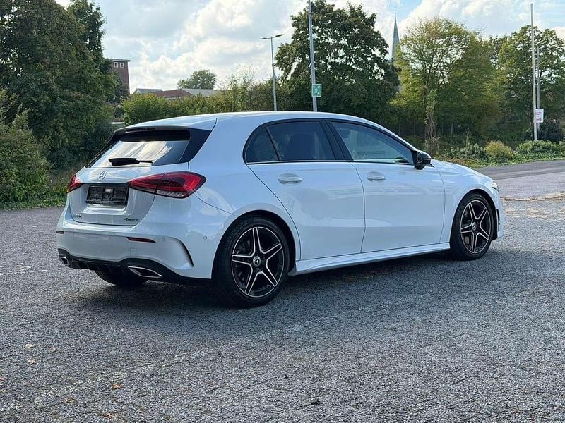 Gebraucht Mercedes A220 AMG line 190 PS (139 kW) 2019 Weiß Limousine