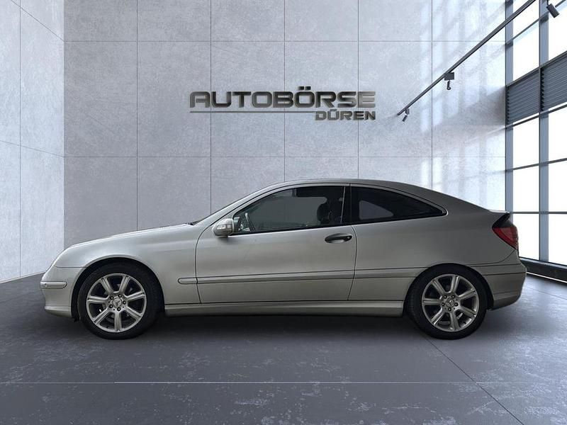 Gebraucht Mercedes C200 163 PS (119 kW) 2001 Silber Coupé