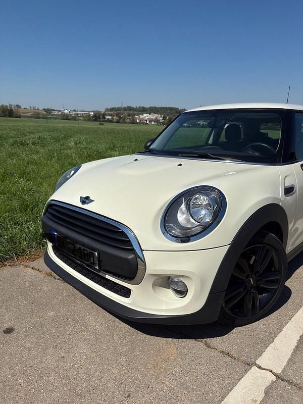 Second-hand Mini ONE 102 CP (75 kW) 2016 Alb Hatchback