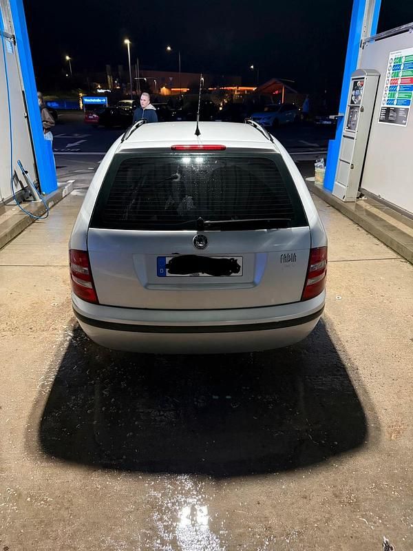 Gebraucht Skoda Fabia 64 PS (47 kW) 2003 Silber Kombi