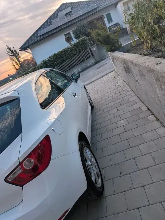Gebraucht Seat Ibiza 69 PS (50 kW) 2009 Weiß Coupé