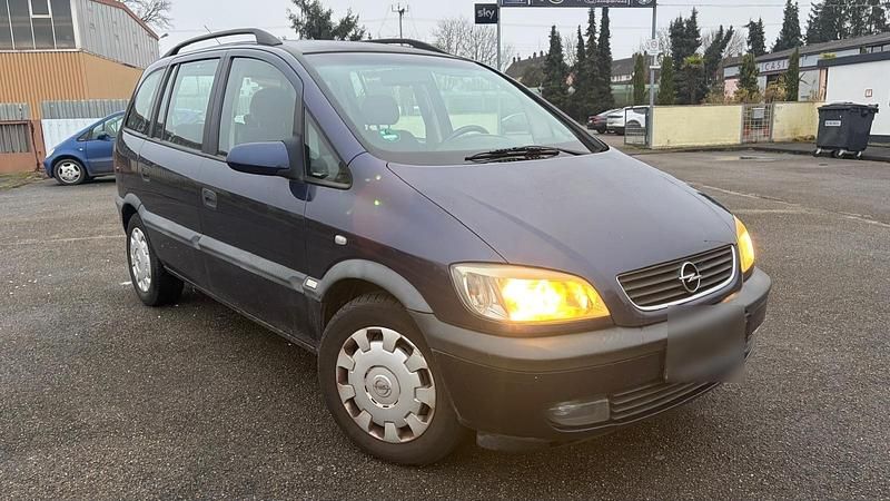 Blau Gebraucht 2002 Opel Zafira Elegance Van / Kleinbus | 1.190 € (Guter Preis) - Bild 1/4