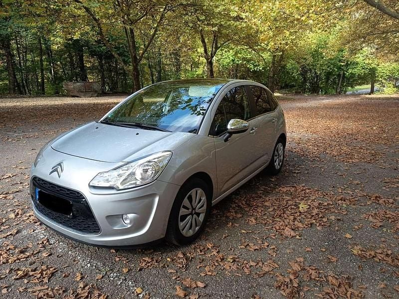 Silber Gebraucht 2012 Citroën C3 SELECTION Kleinwagen | 3.300 € (Fairer Preis) - Bild 1/4