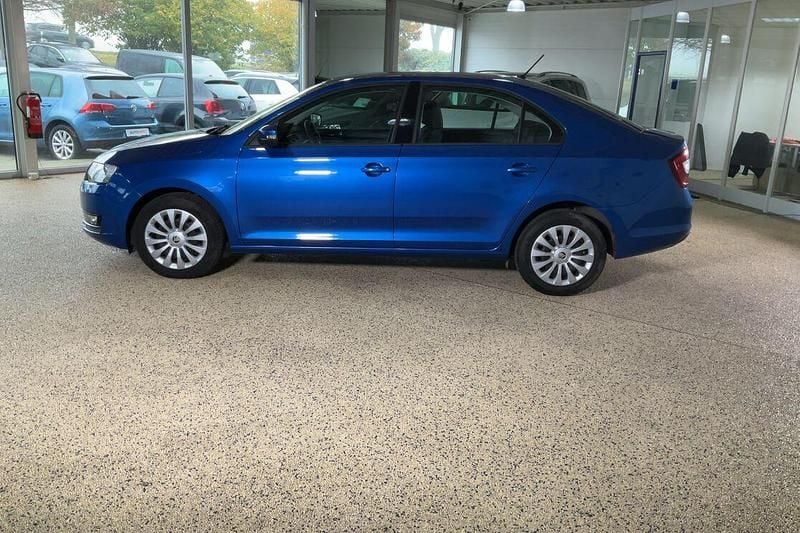 Gebraucht Skoda Rapid Active 2019 Blau Limousine