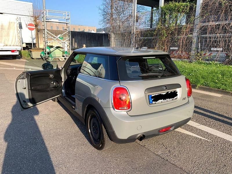 Gebraucht Mini ONE 102 PS (75 kW) 2017 Grau Kleinwagen