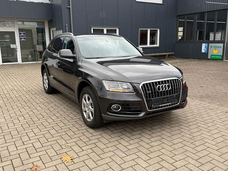 Grau Gebraucht 2014 Audi Q5 SUV | 13.900 € (Fairer Preis) - Bild 1/4